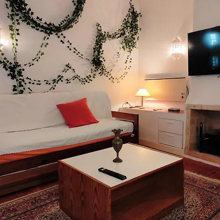 Apartament The Triple House