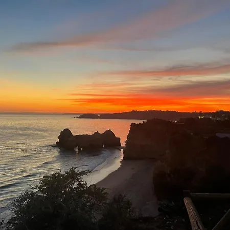 The Triple House شقة *